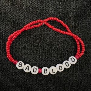 Taylor Swift Bad Blood friendship bracelet